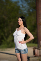 Veronica Snezna Posing